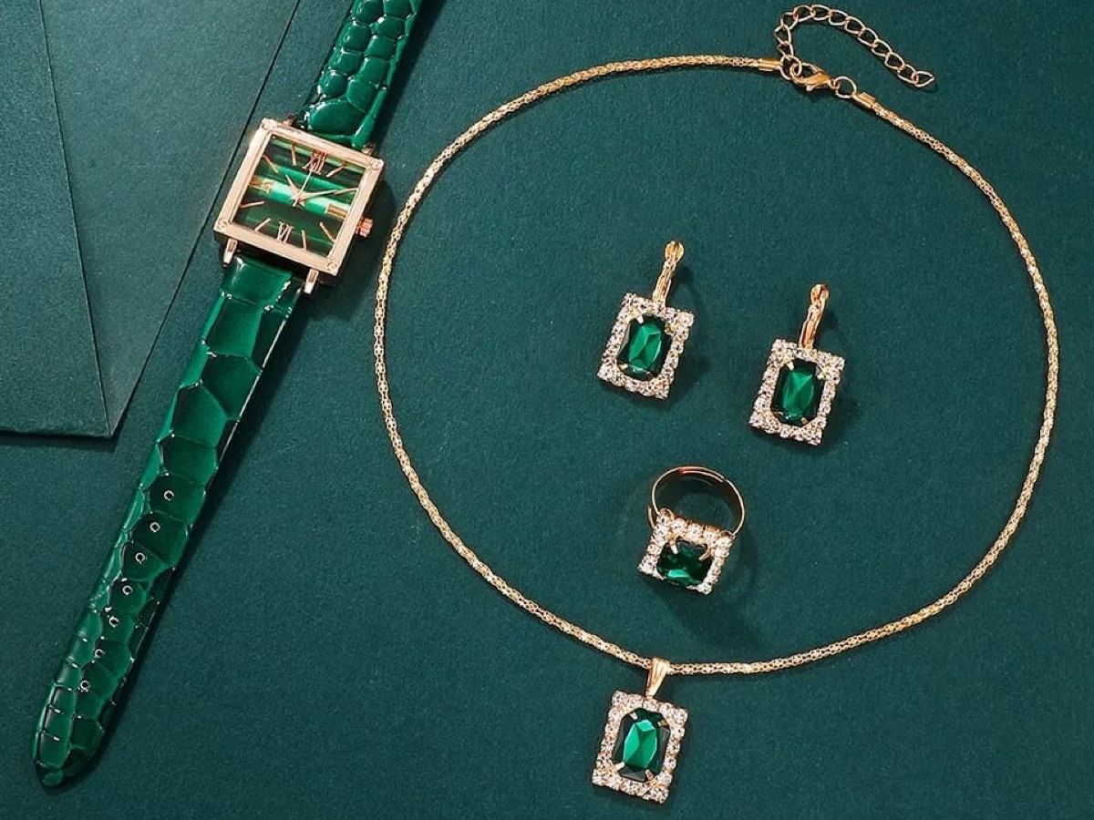 Green Watch & Jewlery Set
